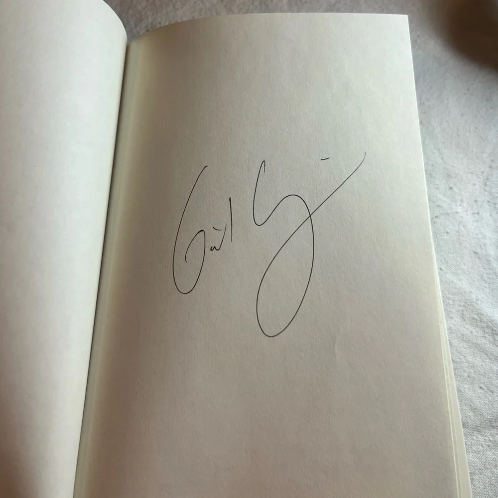 Soulless by Gail Carriger, Signed Hardcopy - Picture 2 of 7